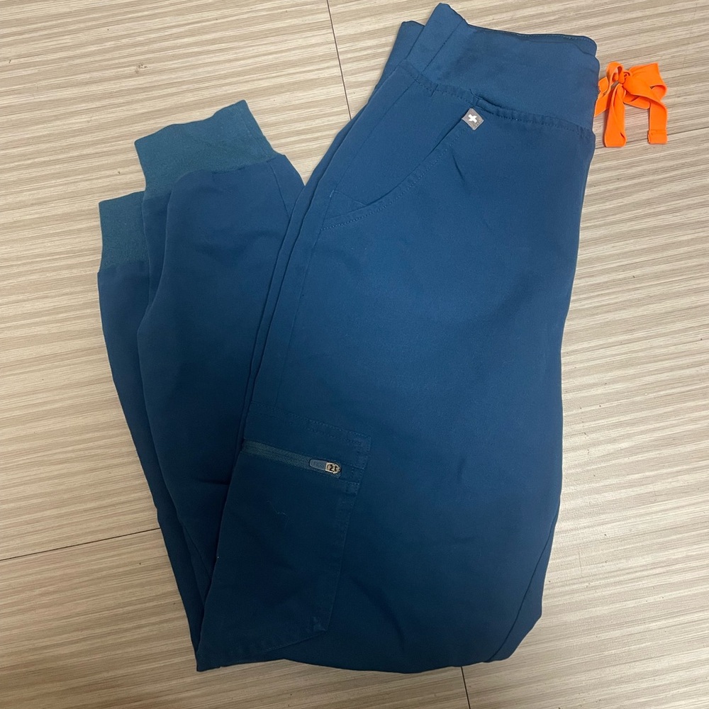 Figs jogger scrub pant